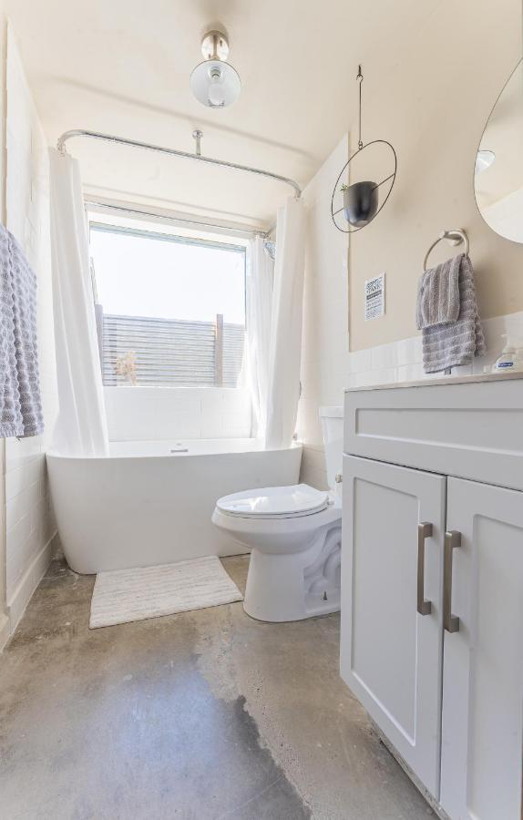 New Property! The Cactus Villas At Joshua Tree National Park - Pool, Hot Tub, Outdoor Shower, Fire Pit Twentynine Palms Dış mekan fotoğraf